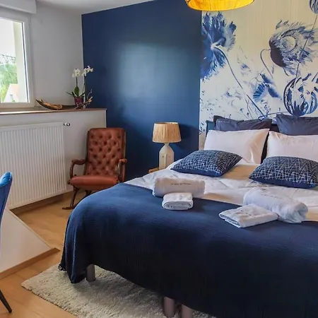 Gite, Playroom, Garden & Near * Charly-sur-Marne